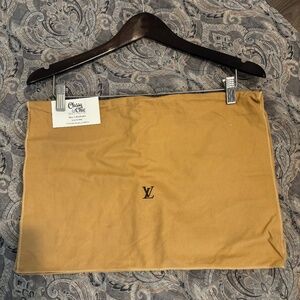 LV Dust Bag